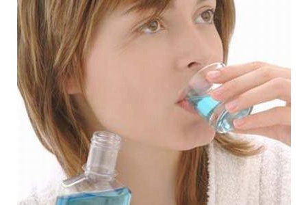 Làm sao để chữa hôi miệng?